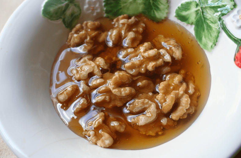 Walnuts with honey to increase potency